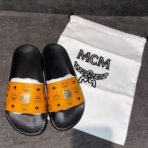 MCM Women’s Visetos Slides